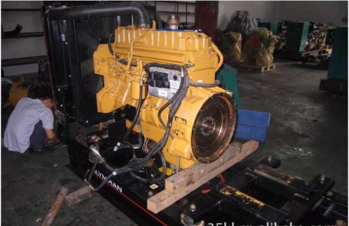 郑州柴油发电机维修_COPY